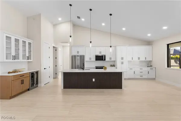 1711 SW 3rd Street, Cape Coral, FL 33991