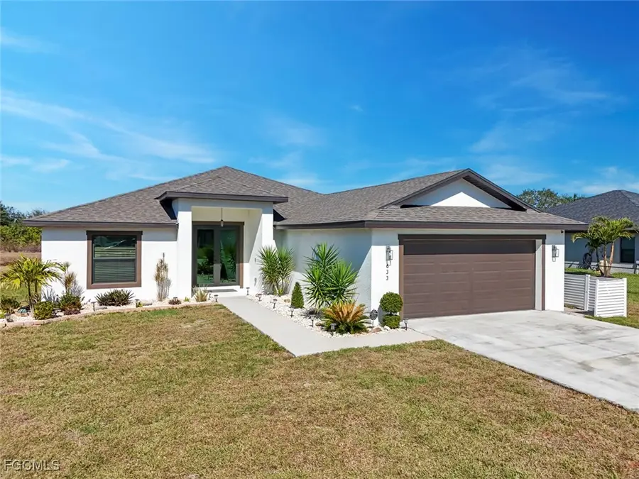 633 Carrillon Avenue S, Lehigh Acres, FL 33974 - Image #2