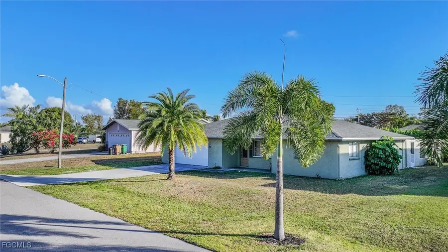 158 SE 26th Street, Cape Coral, FL 33904 - Image #2