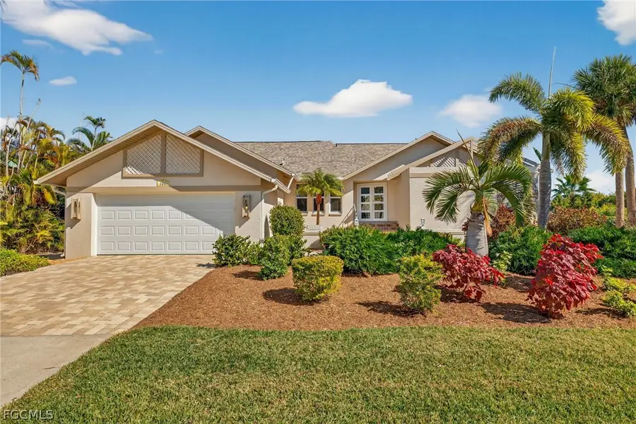 686 Emeril Court, Sanibel, FL 33957 - #2