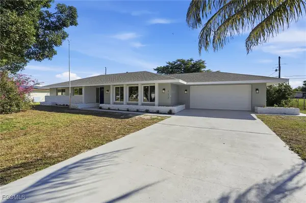 113 E Lake Drive, Lehigh Acres, FL 33936