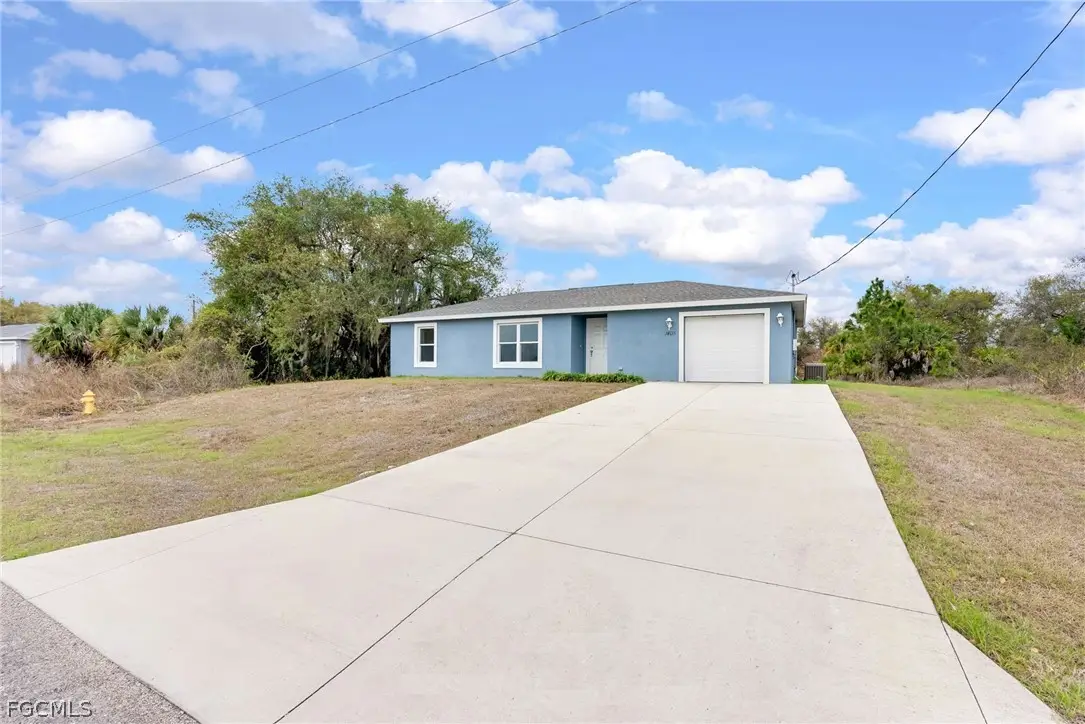 1405 Inwood Road, Labelle, FL 33935 - #1