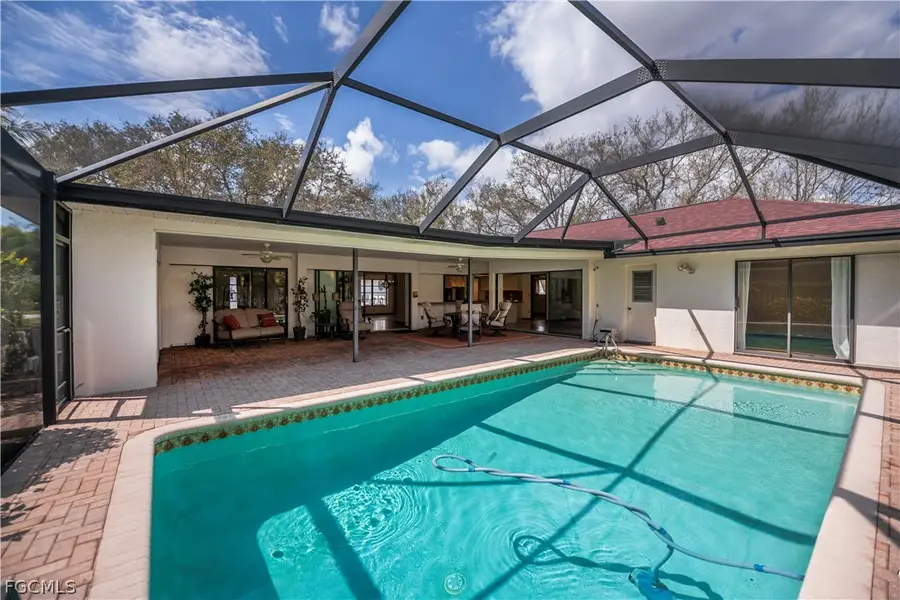 5702 Sandpiper Place, Fort Myers, FL 33919 - #3