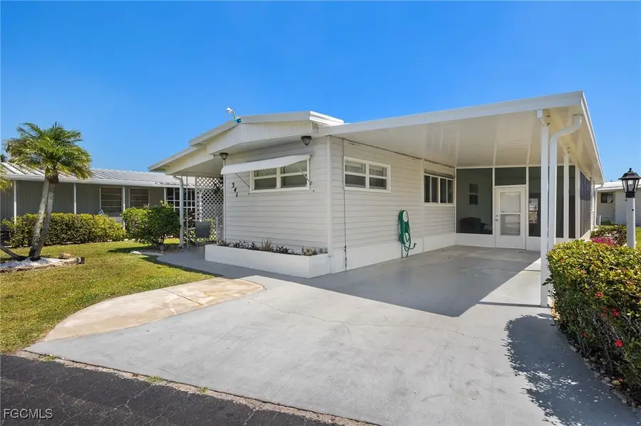 341 Mattie Avenue, Fort Myers, FL 33908 - Image #2