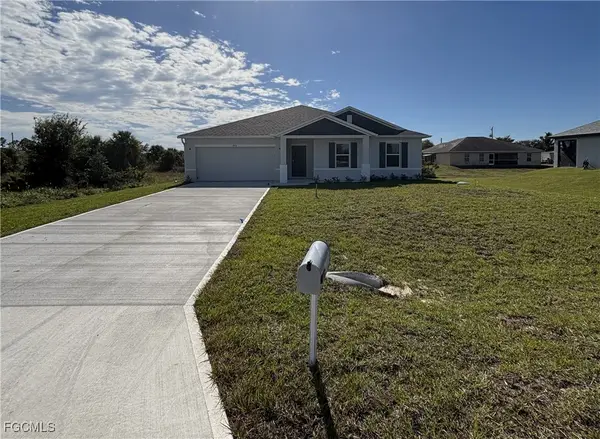 3919 22nd Street W, Lehigh Acres, FL 33971