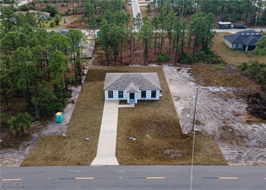 742 Jaguar Boulevard, Lehigh Acres, FL 33974 - Image #2