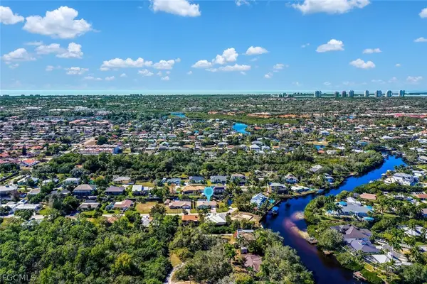 27273 Johnson Street, Bonita Springs, FL 34135