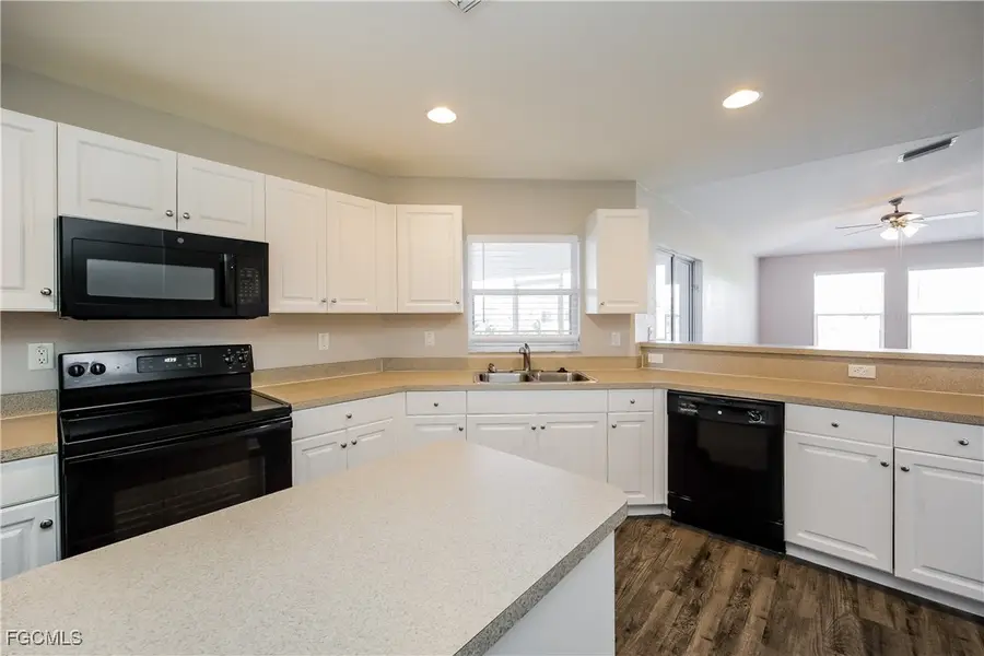 2805 Anita Avenue N, Lehigh Acres, FL 33971 - Image #3