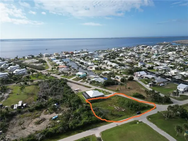 2391 Rose Avenue, Other, FL 33956