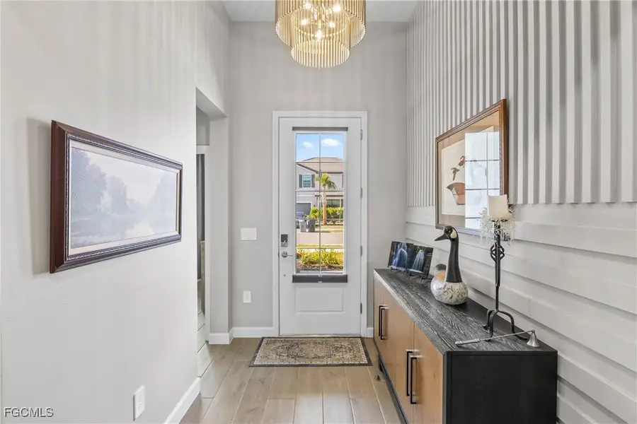 10853 Timber Creek Drive, Fort Myers, FL 33913 - Image #3