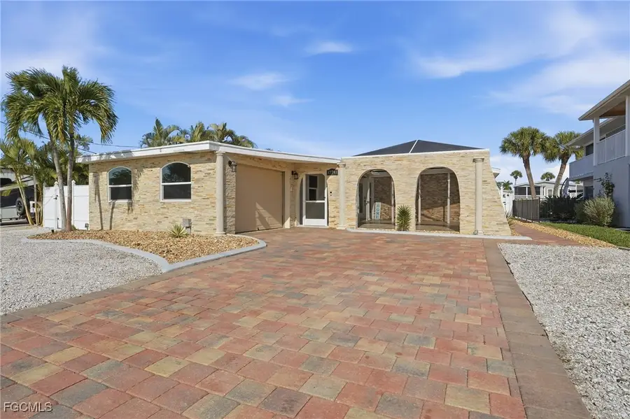 17741 Rebecca Avenue, Fort Myers Beach, FL 33931 - Image #3