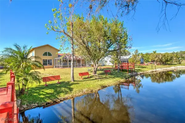 17236 Castleview Drive, North Fort Myers, FL 33917