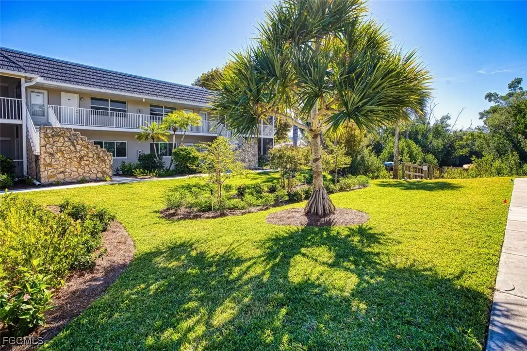 601 Periwinkle Way #D7, Sanibel, FL 33957 - Image #1