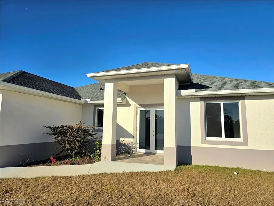 1219 Hibiscus Avenue, Lehigh Acres, FL 33972 - Image #3