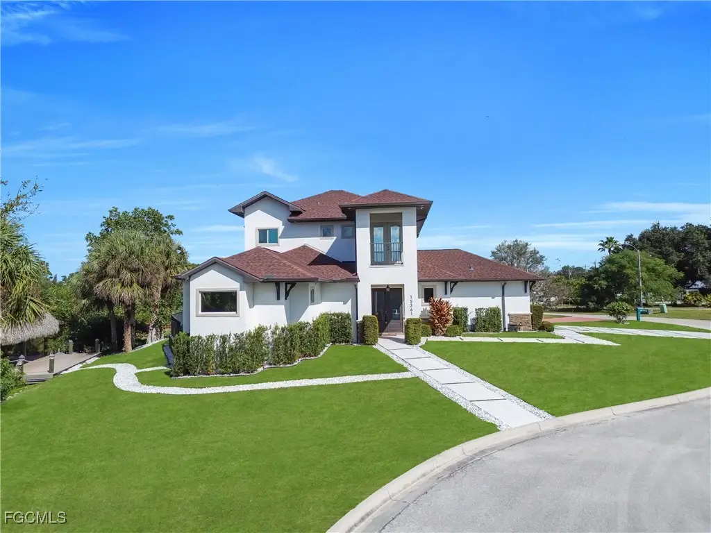 15361 River Cove Court, North Fort Myers, FL 33917 - Image #1