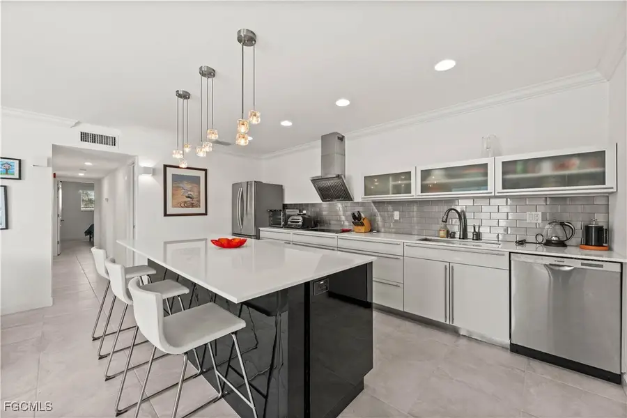 766 Central Avenue #301, Naples, FL 34102 - Image #2