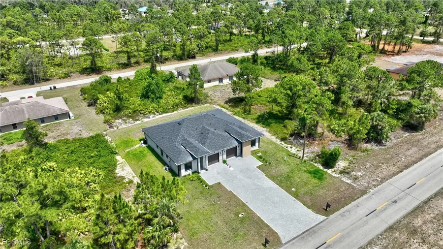 859 Eisenhower Boulevard, Lehigh Acres, FL 33974 - Image #3