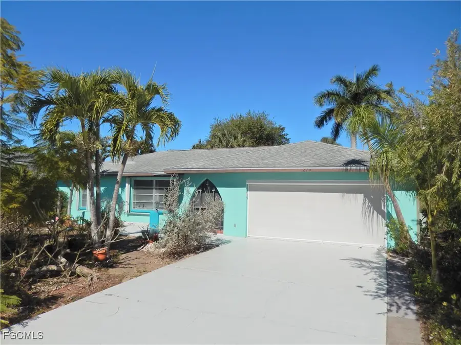229 SE 46th Lane, Cape Coral, FL 33904 - #2