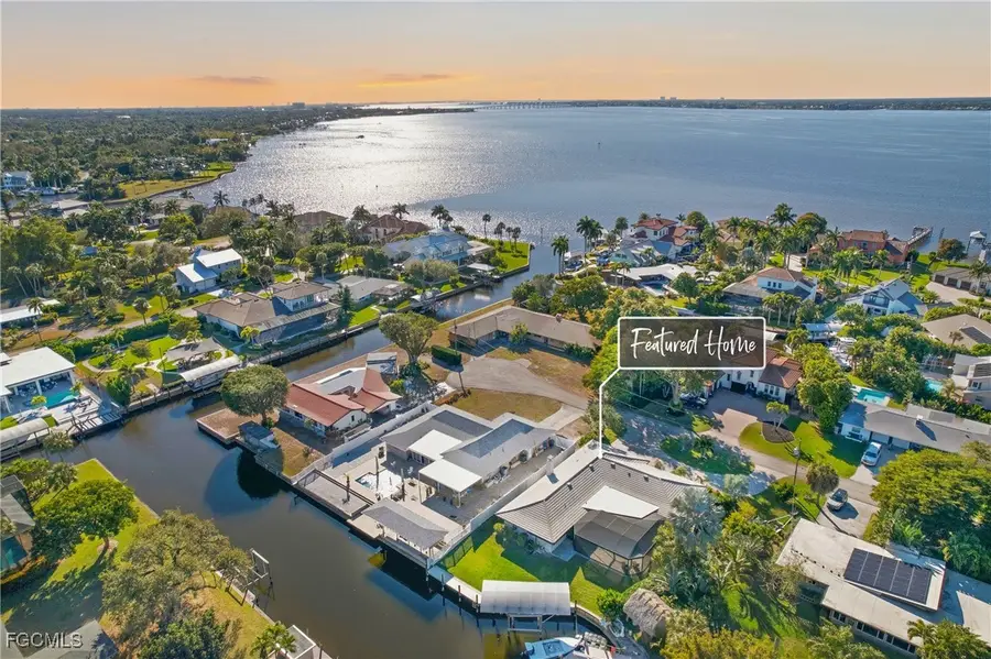 6807 Azalea Lane, Fort Myers, FL 33919 - Image #3