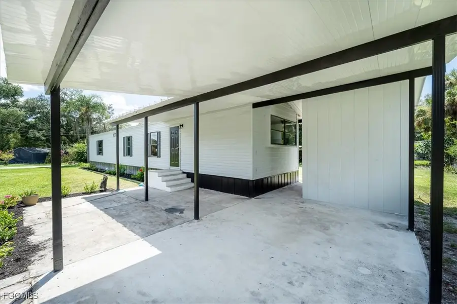 671 Bennett Avenue, Labelle, FL 33935 - Image #2