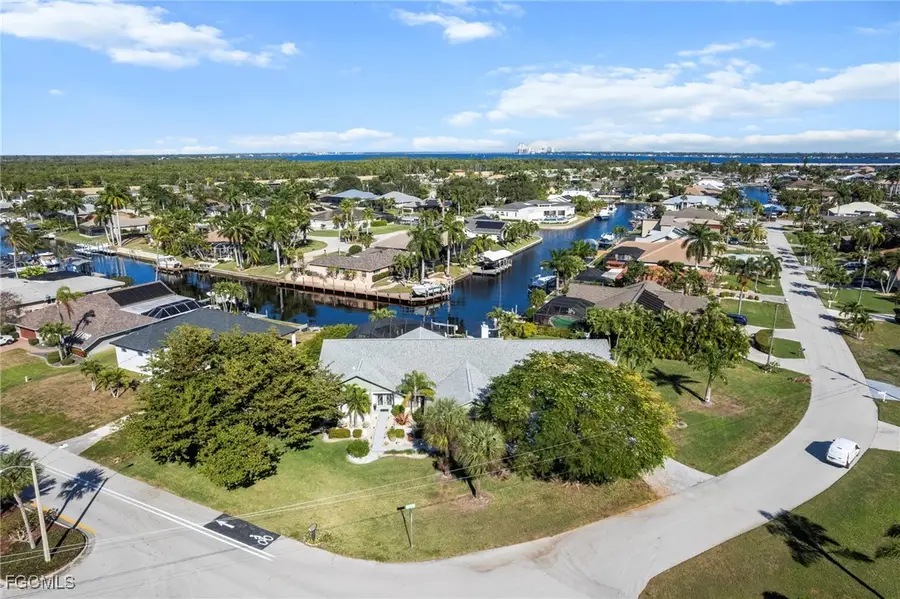 2617 SE 23rd Avenue, Cape Coral, FL 33904 - Image #2