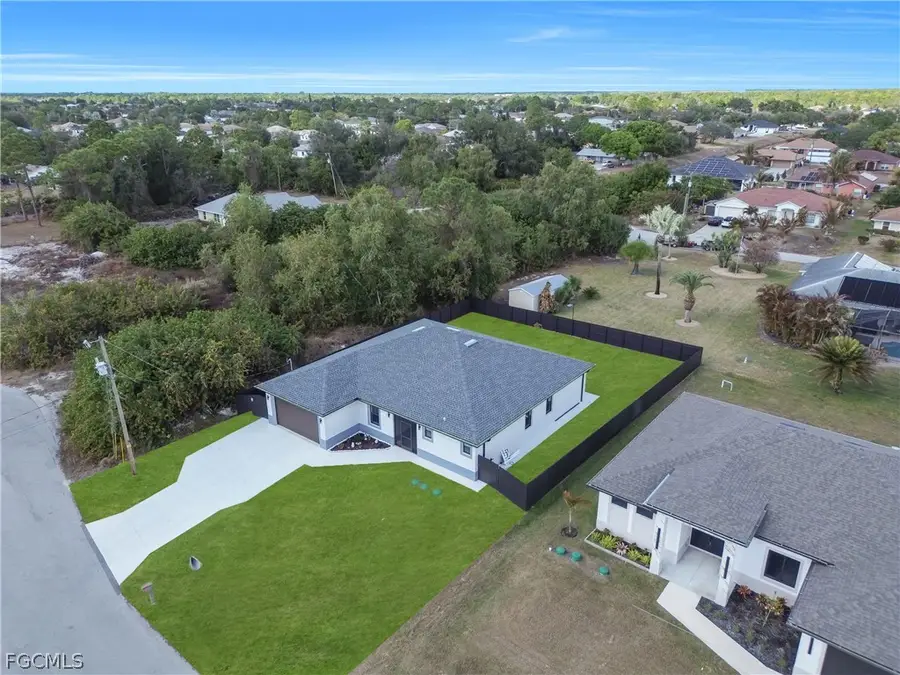 3016 6th Street W, Lehigh Acres, FL 33971 - #3