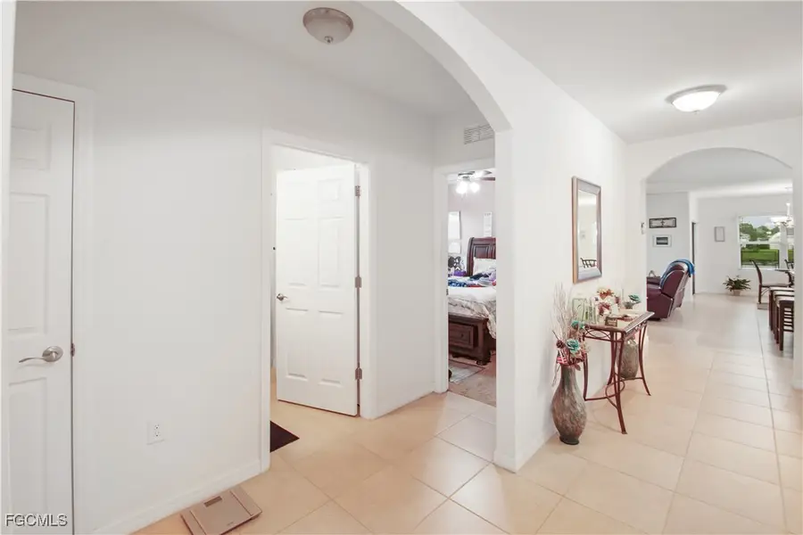 19420 Mossy Ledge Terrace, Lehigh Acres, FL 33936 - Image #2