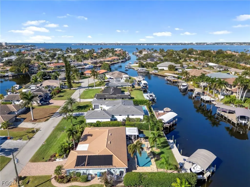 977 Waterway Drive N, Fort Myers, FL 33919 - #1