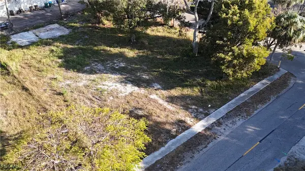 76 Alameda Avenue, Fort Myers, FL 33905