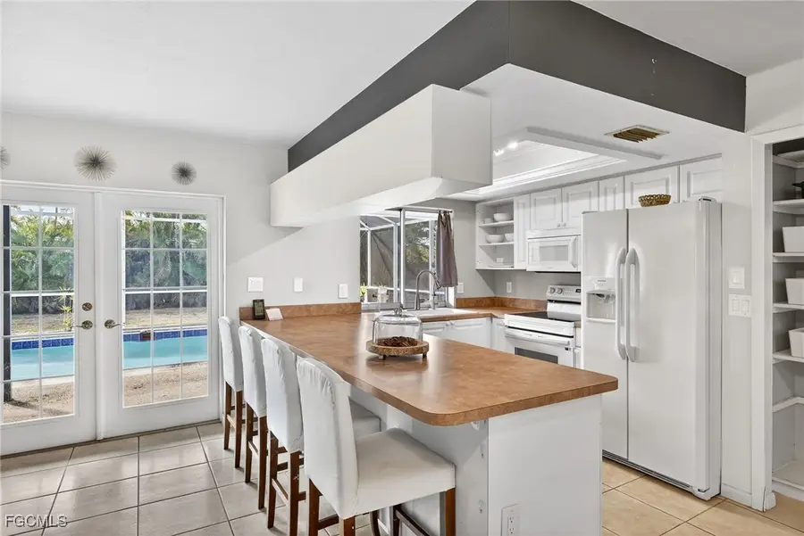 916 SE 31st Lane, Cape Coral, FL 33904 - Image #3