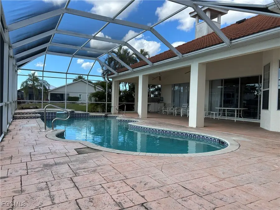 2002 SE 28th Street, Cape Coral, FL 33904 - Image #3
