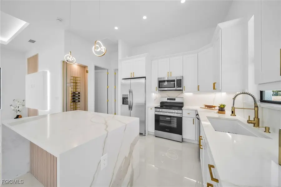 482 Labree Avenue S, Lehigh Acres, FL 33974 - Image #3