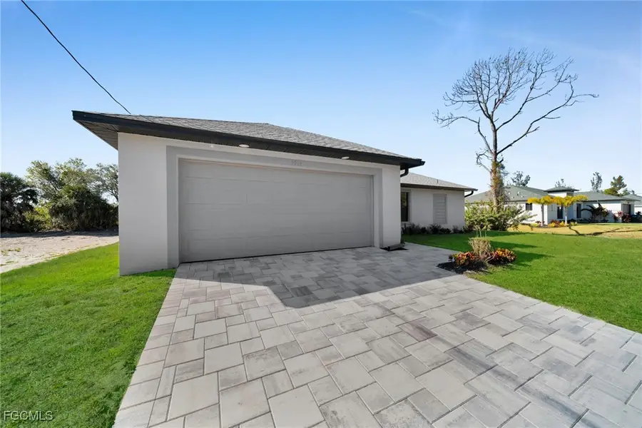 3594 NE 9th Place, Cape Coral, FL 33909 - #3