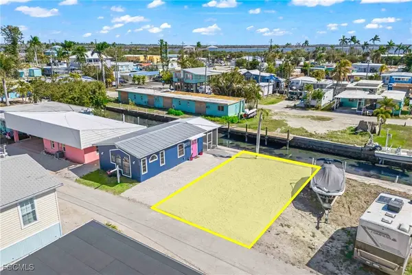 2637 Coco Plum Drive, Matlacha, FL 33993