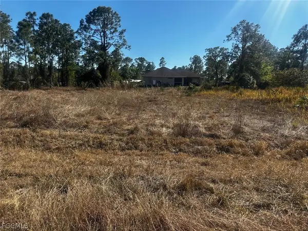 1044 Bells Street E, Lehigh Acres, FL 33974