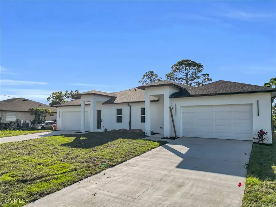 218 Homer Avenue S, Lehigh Acres, FL 33973 - Image #3