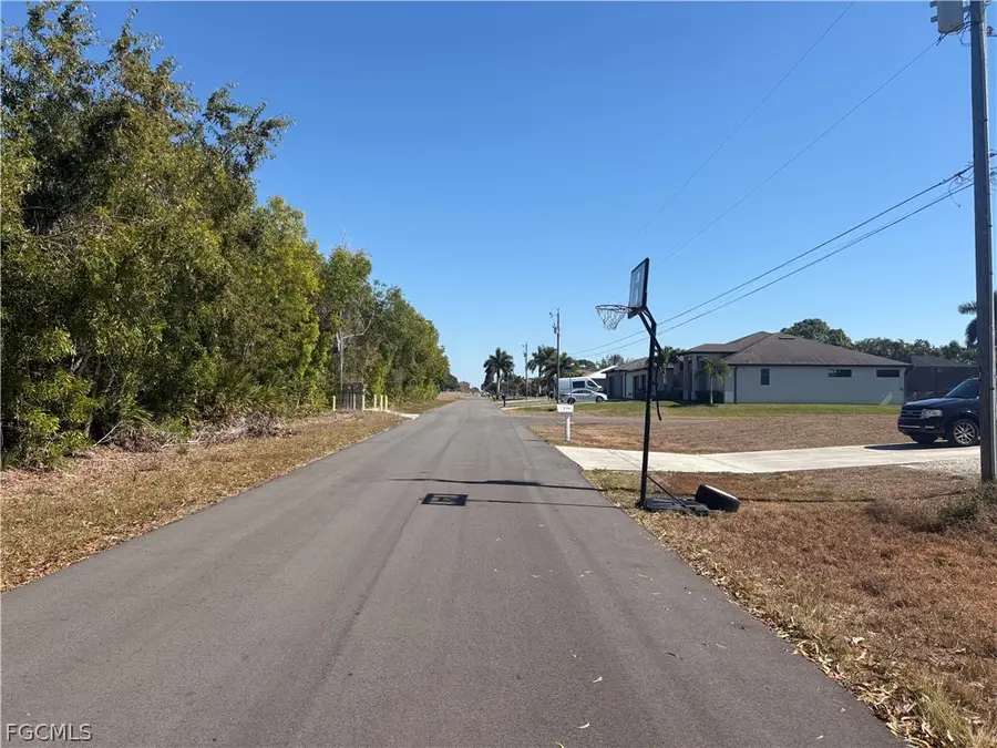 2818 Miracle Parkway, Cape Coral, FL 33914 - #2