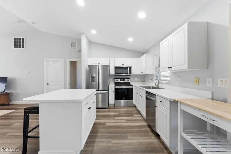 3909 NE 16th Avenue, Cape Coral, FL 33909 - Image #2