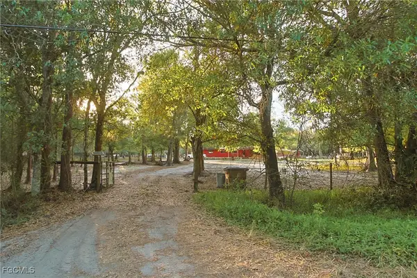 6850 Carmelita Drive, Fort Myers, FL 33905