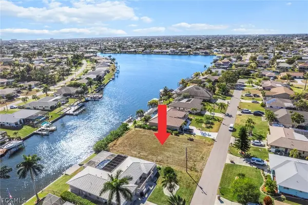 322 SE 33rd Street, Cape Coral, FL 33904