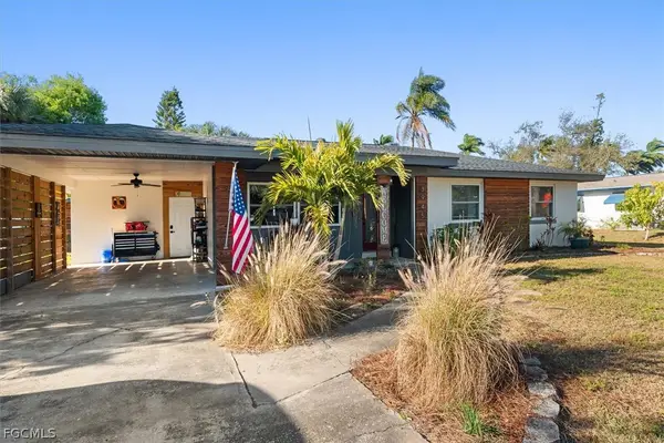 3945 Edgewood Avenue, Fort Myers, FL 33916