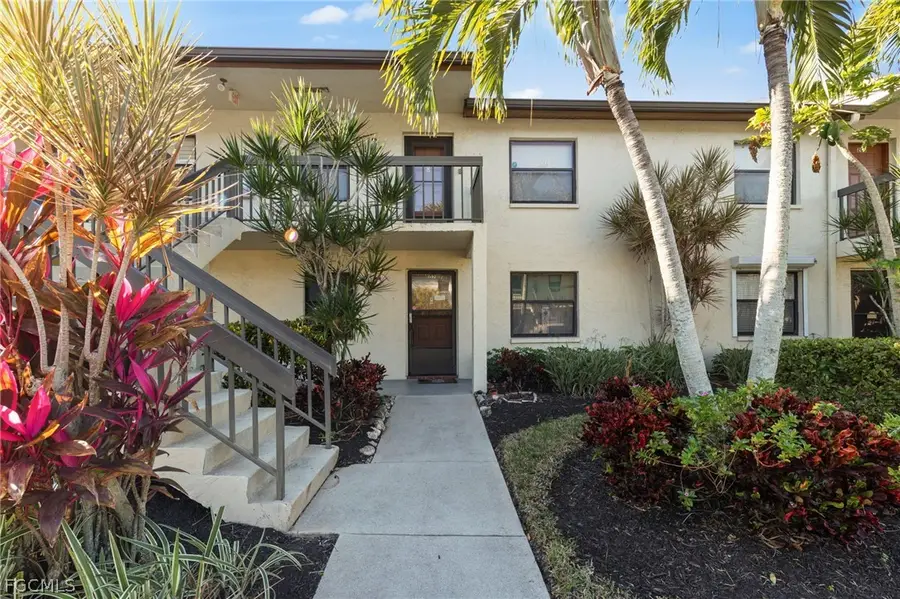 9305 Lake Park Drive #102, Fort Myers, FL 33919 - Image #2