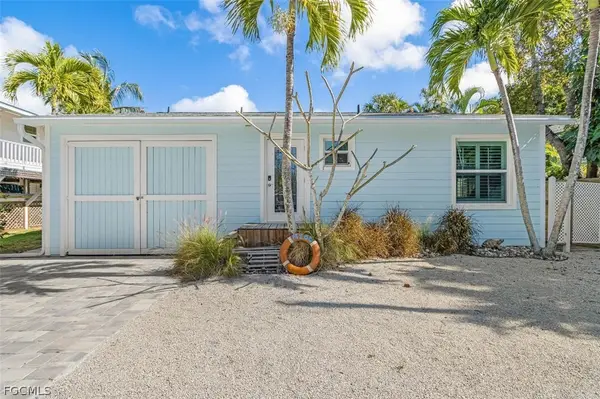 16200 Antigua Way, Bokeelia, FL 33922