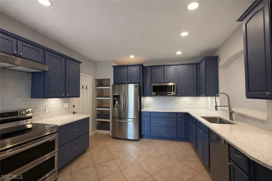 9762 Roundstone Circle, Fort Myers, FL 33967 - #3