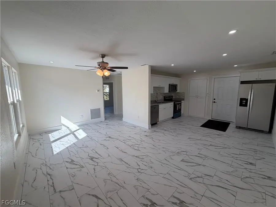 27160 Chula Vista Drive, Punta Gorda, FL 33955 - Image #2