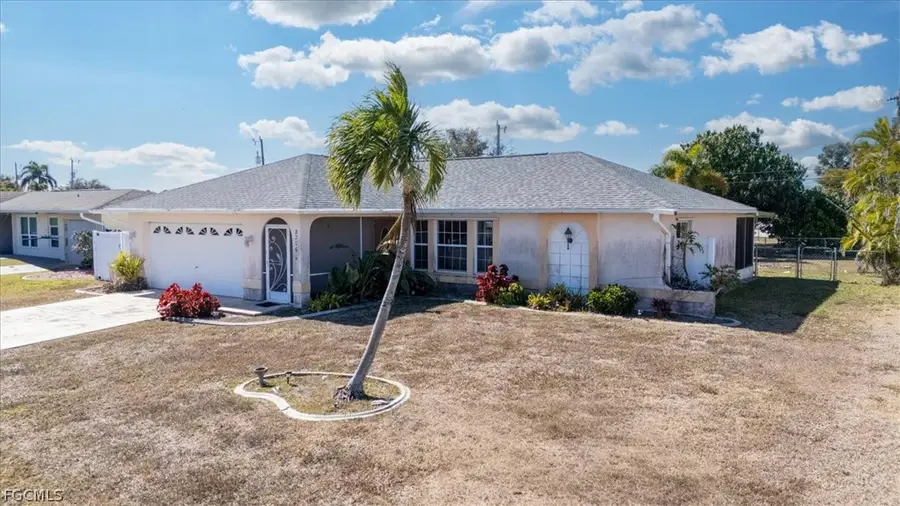 2206 SE 8th Place, Cape Coral, FL 33990 - #3