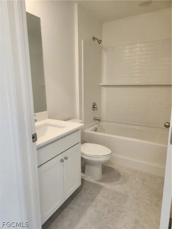 3019 27th Street Sw, Lehigh Acres, FL 33976 - #3