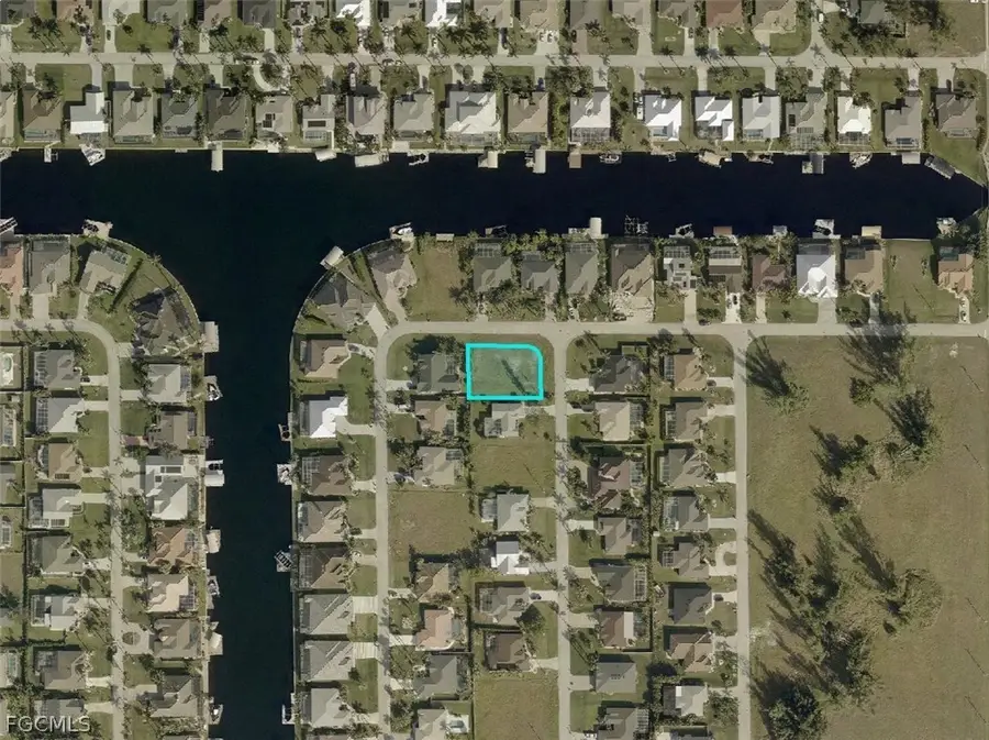 4504 SW 22nd Avenue, Cape Coral, FL 33914 - Image #2