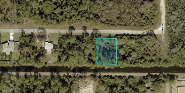 858 Ashland Street E, Lehigh Acres, FL 33974