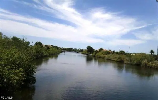 4027 NW 38th Avenue, Cape Coral, FL 33993